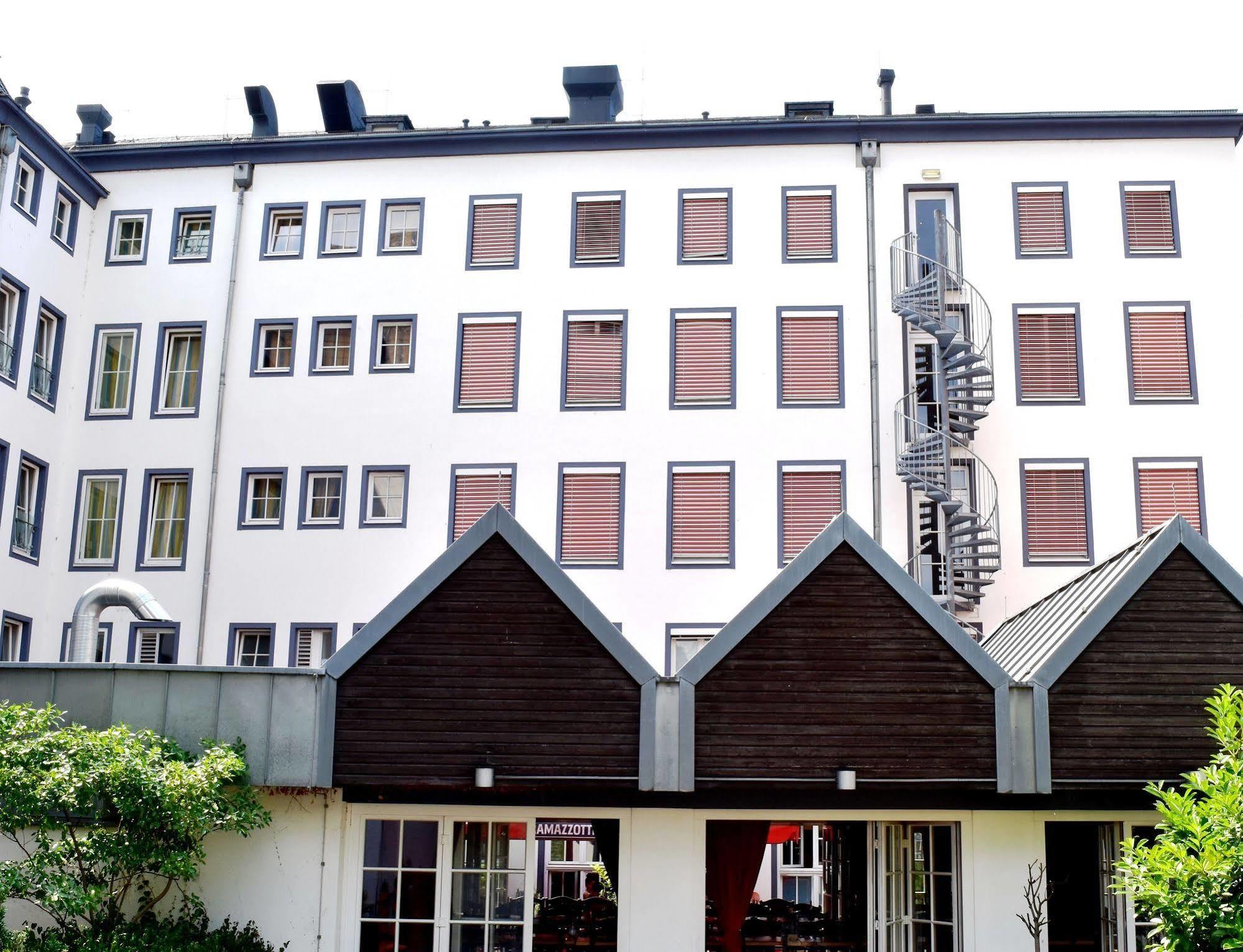 Xii Apostel Cologne